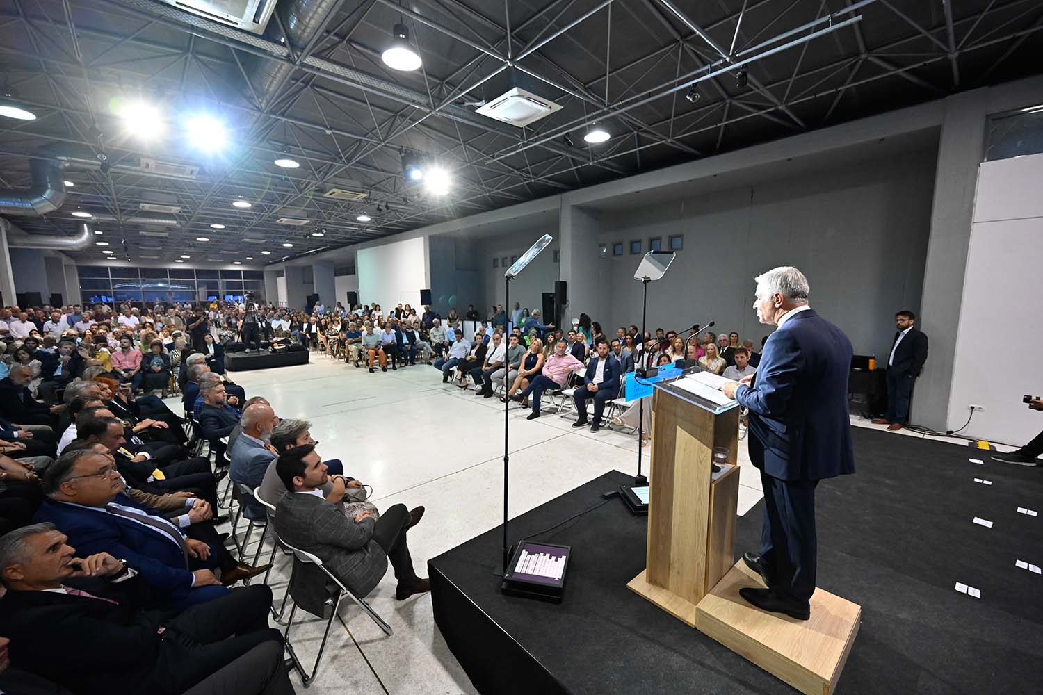 Αλλάζουμε Μαζί | Ισίδωρος Μάδης